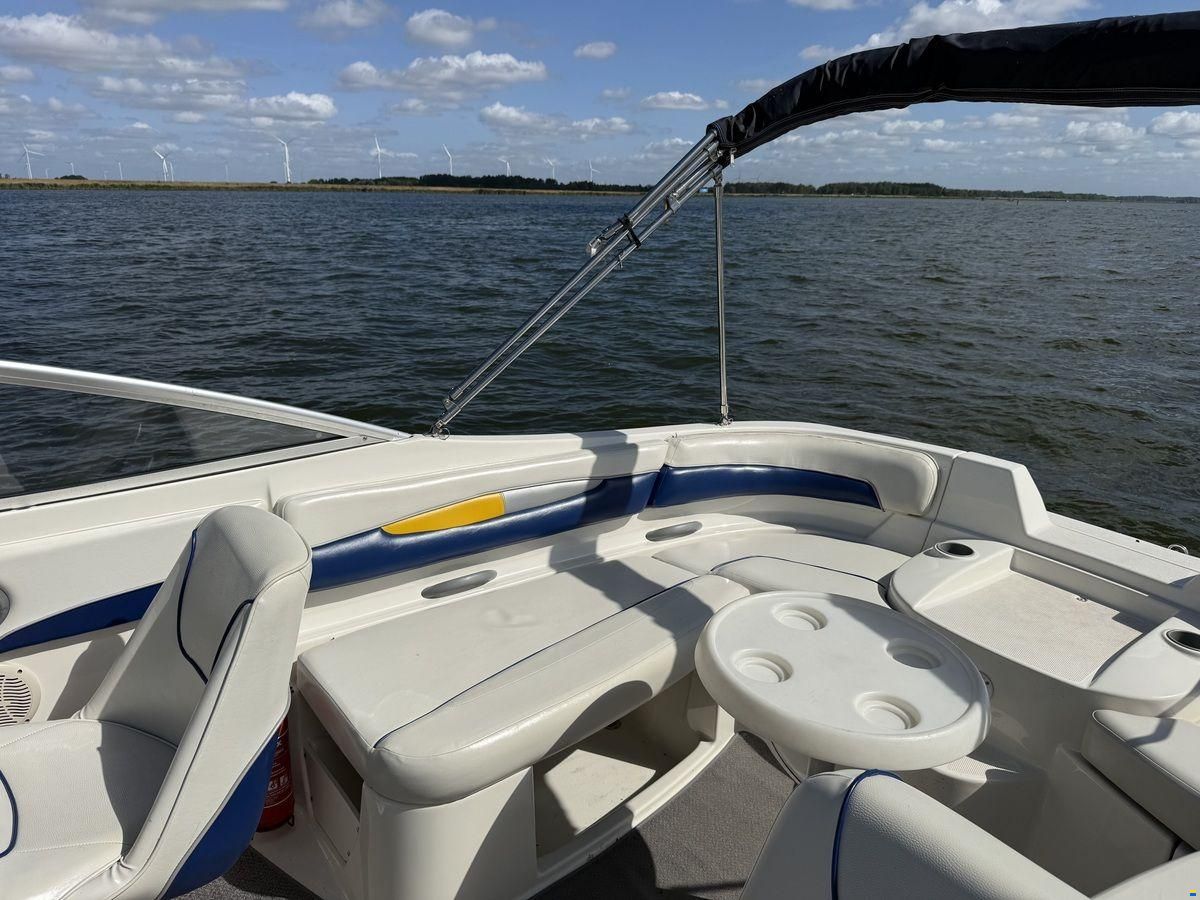 Bayliner 219 SD