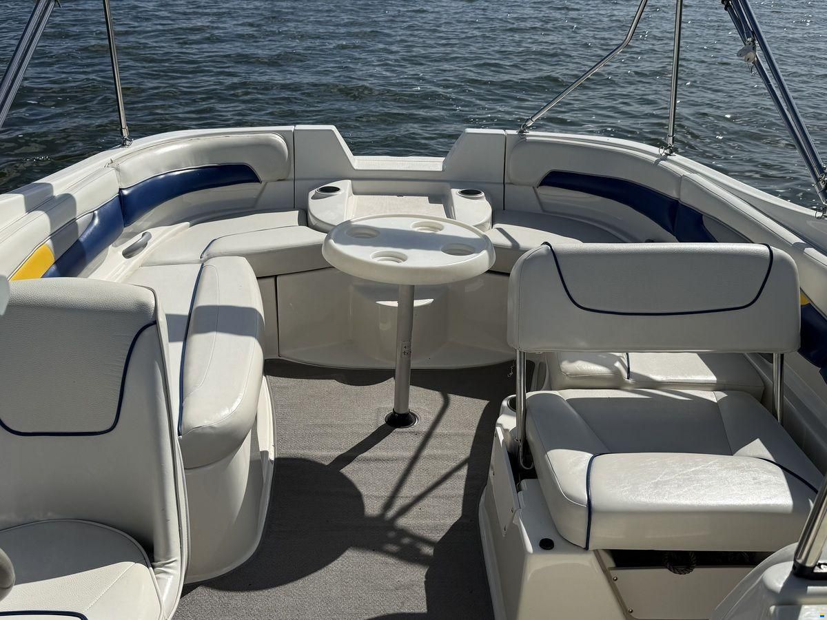 Bayliner 219 SD