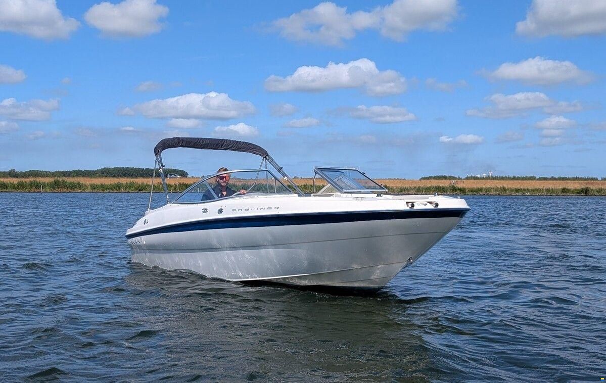 Bayliner 219 SD