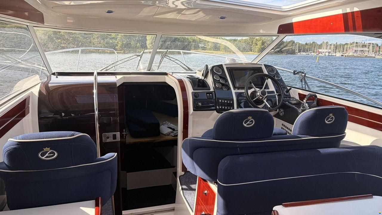 Aquador 28 HT