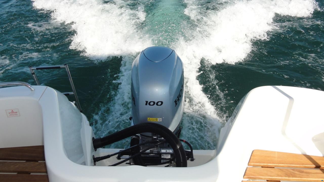 Quicksilver Pilothouse 640