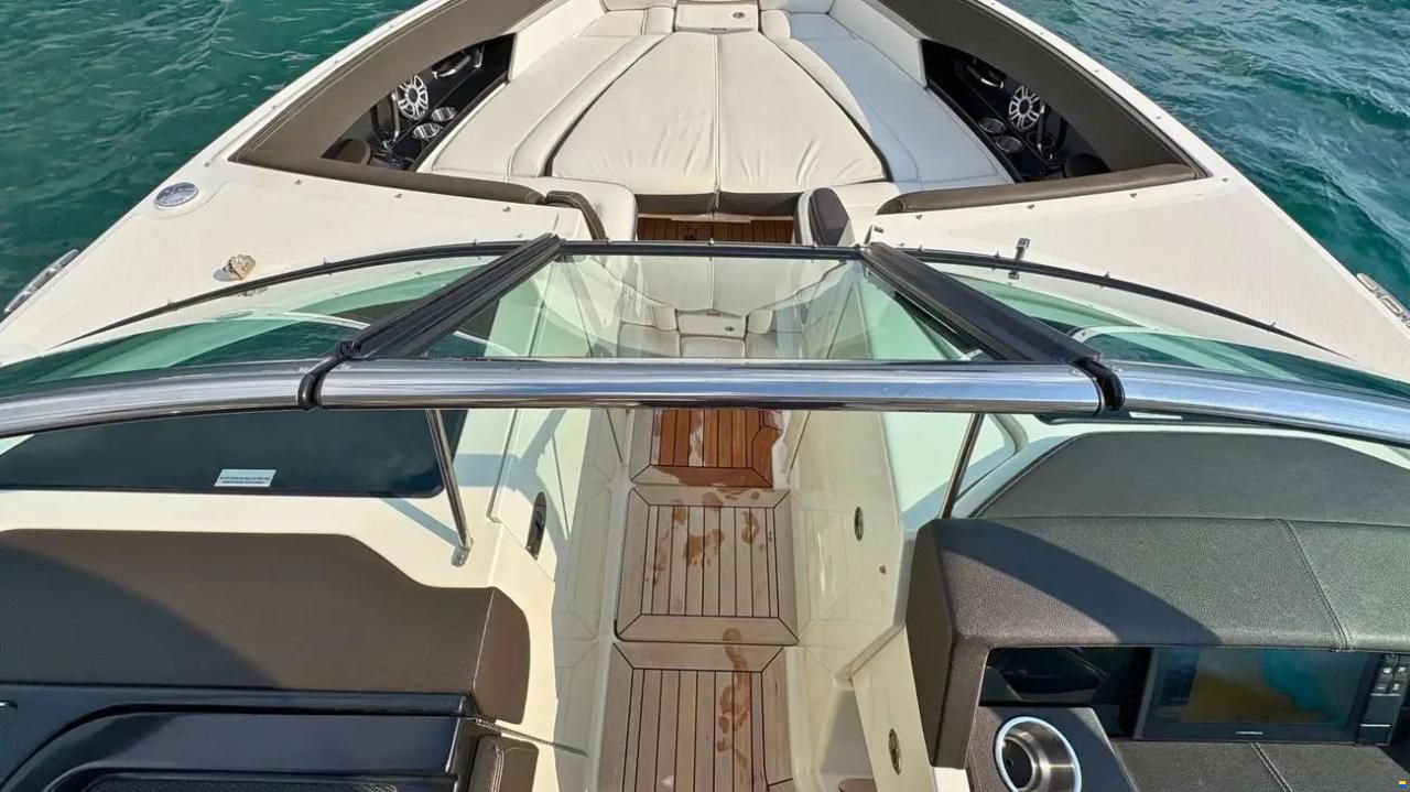 Sea Ray SLX 350