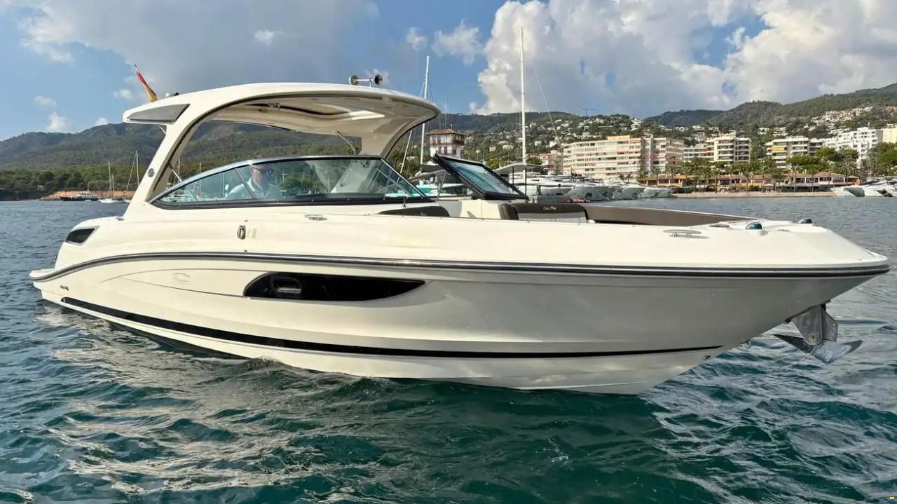 Sea Ray SLX 350
