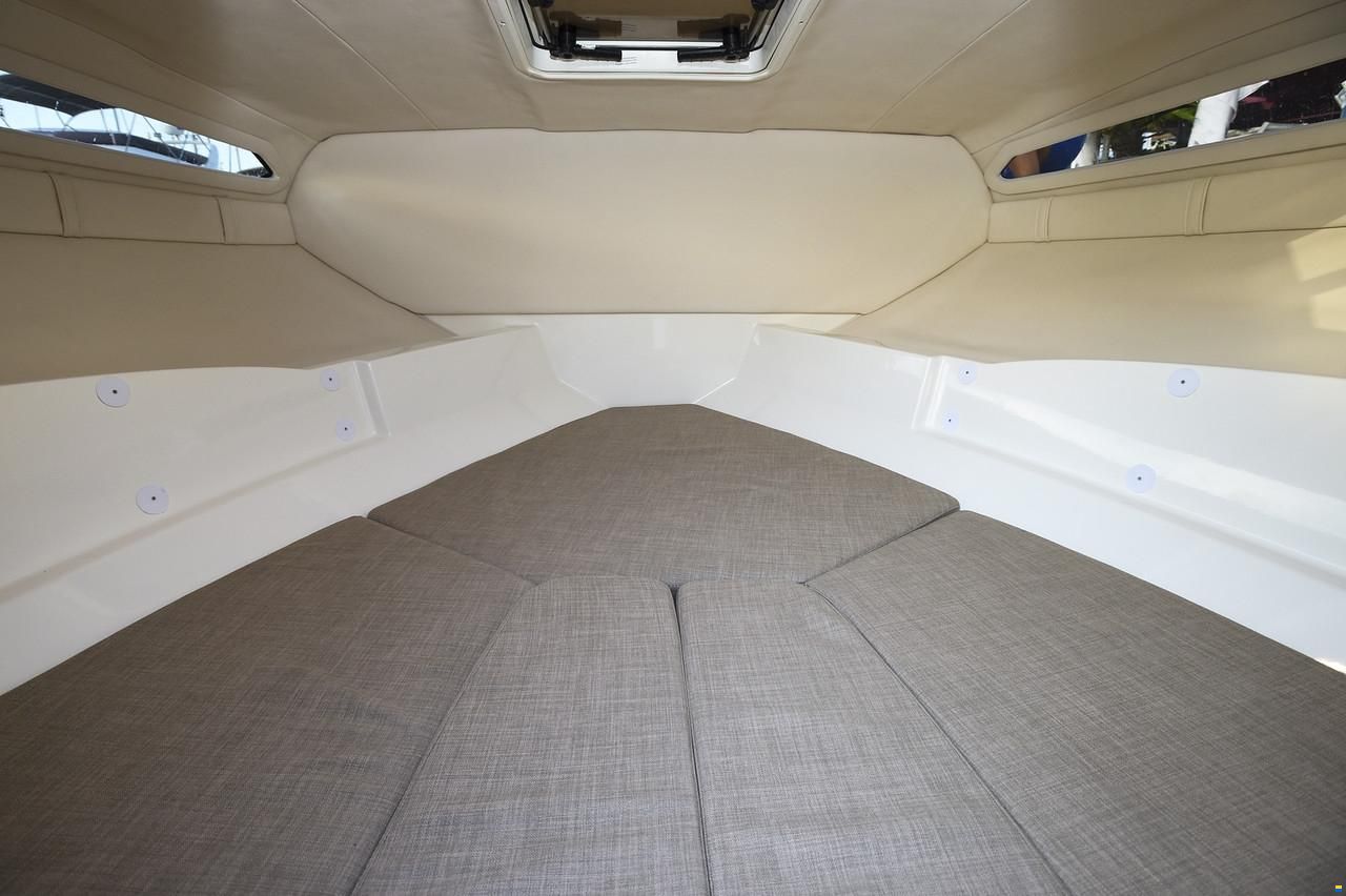 Bayliner VR5 CU
