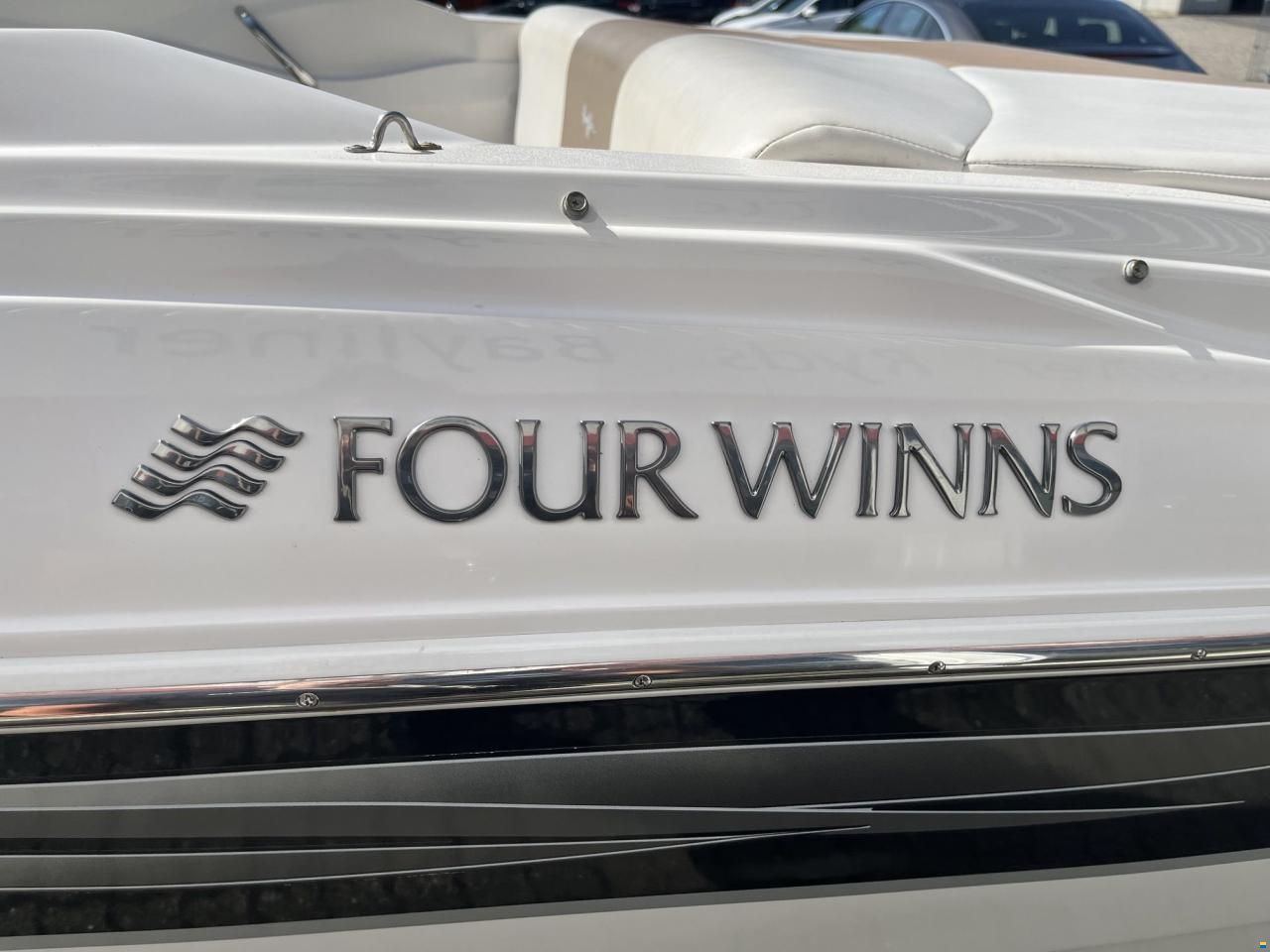 Four Winns H180 med 135 hk Volvo Penta 135 hk 3,0L