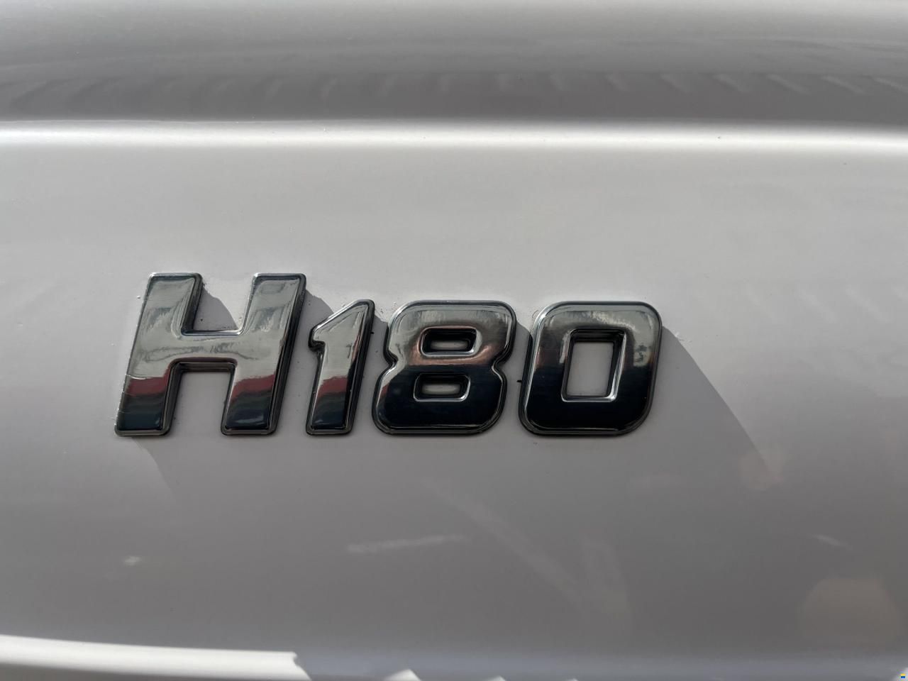 Four Winns H180 med 135 hk Volvo Penta 135 hk 3,0L