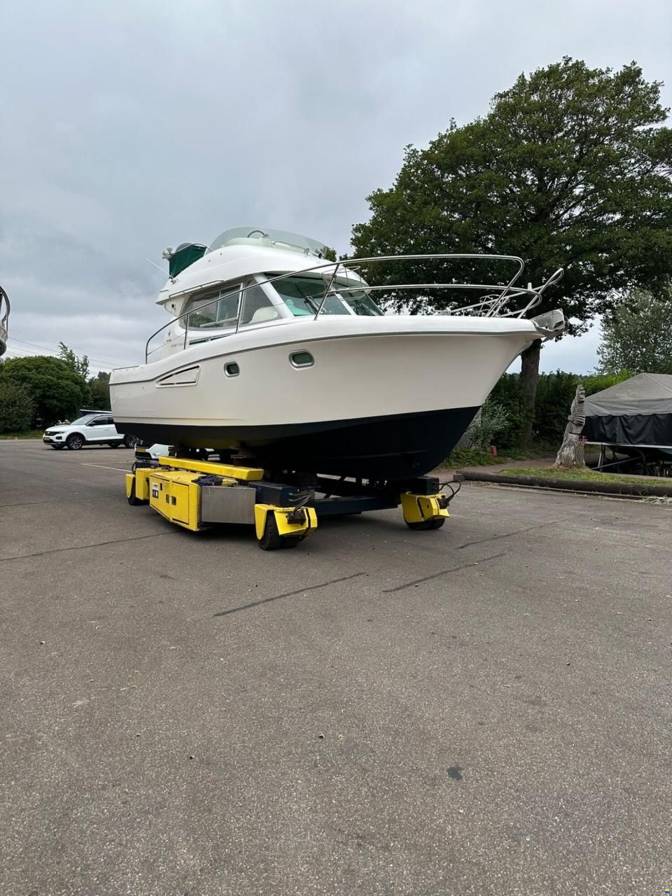 Jeanneau Merry Fisher 9.25 Flybridge