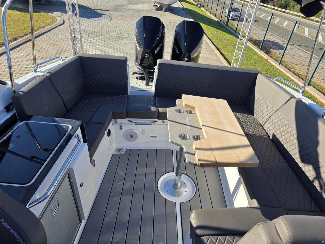 Nordkapp Noblesse 830