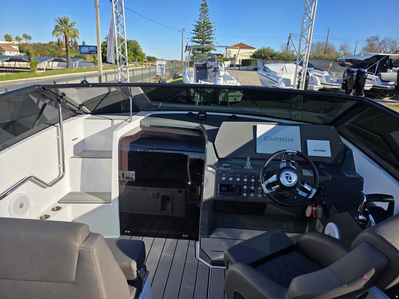 Nordkapp Noblesse 830