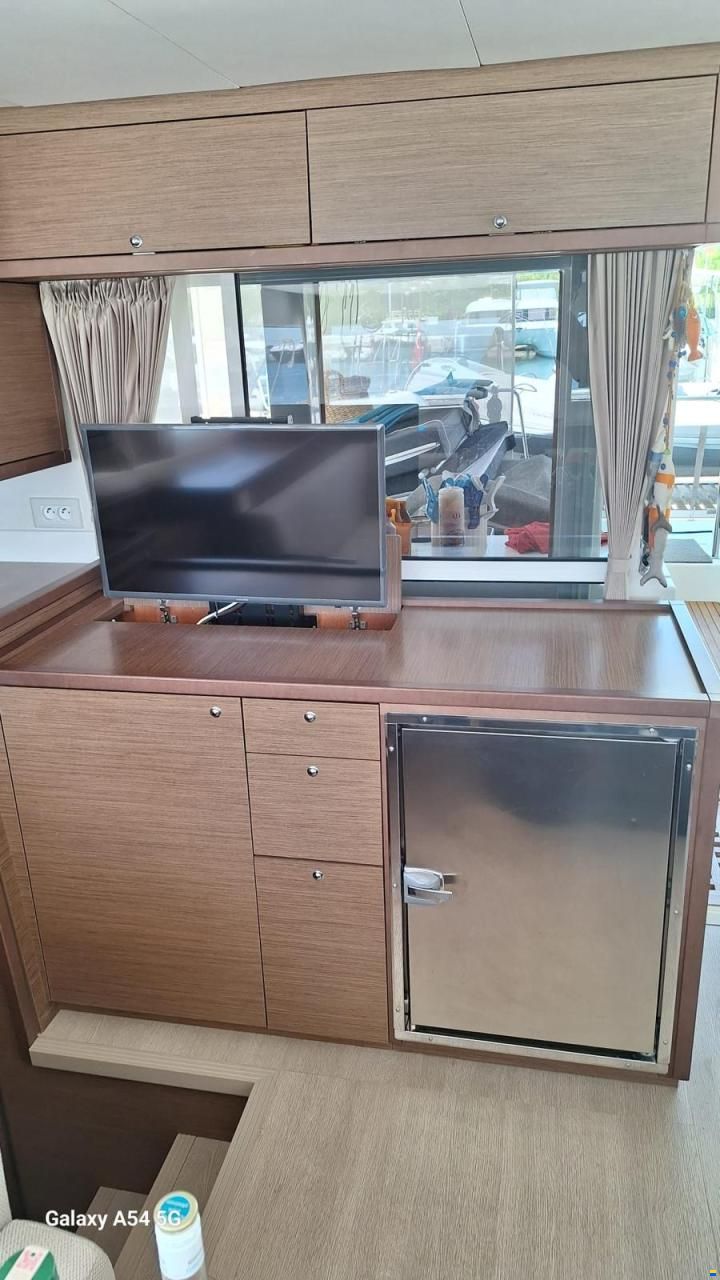 Lagoon 450 F
