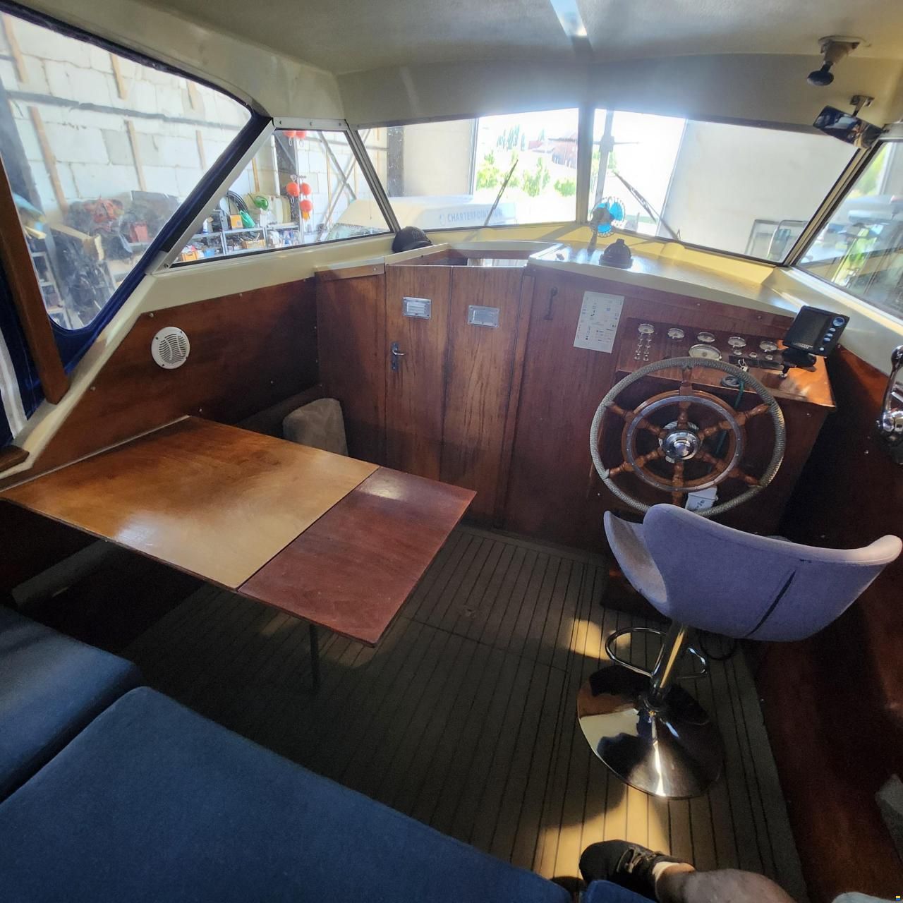 Marco Yachts 810 AK