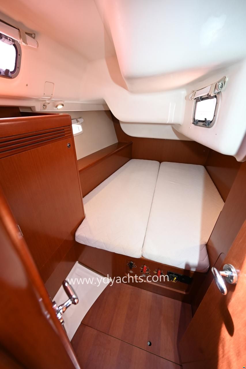Beneteau Oceanis 40