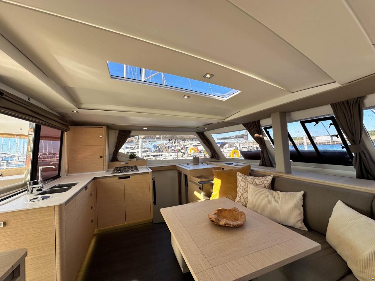 Fountaine Pajot Isla 40