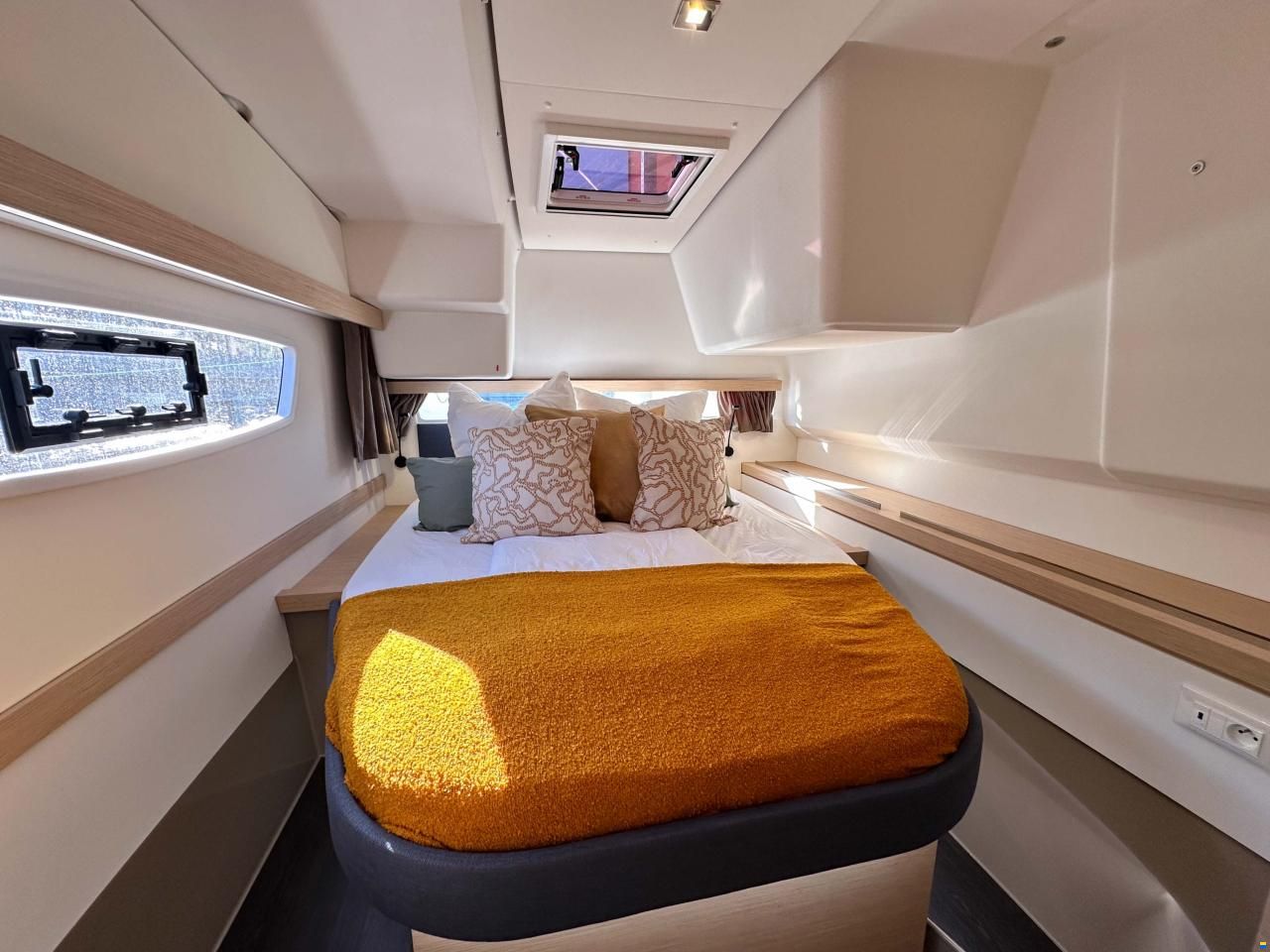 Fountaine Pajot Isla 40