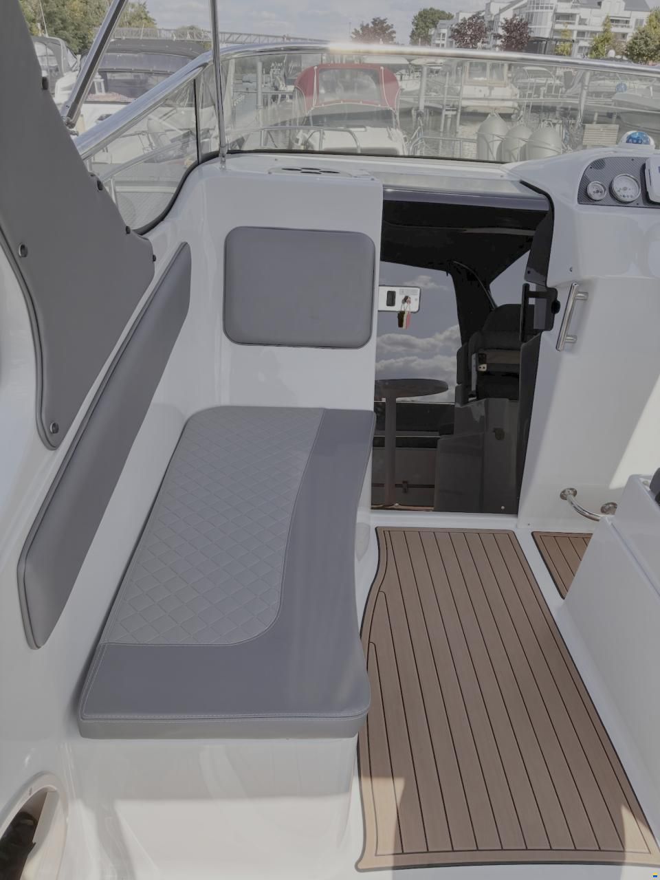 Saver 690 Cabin