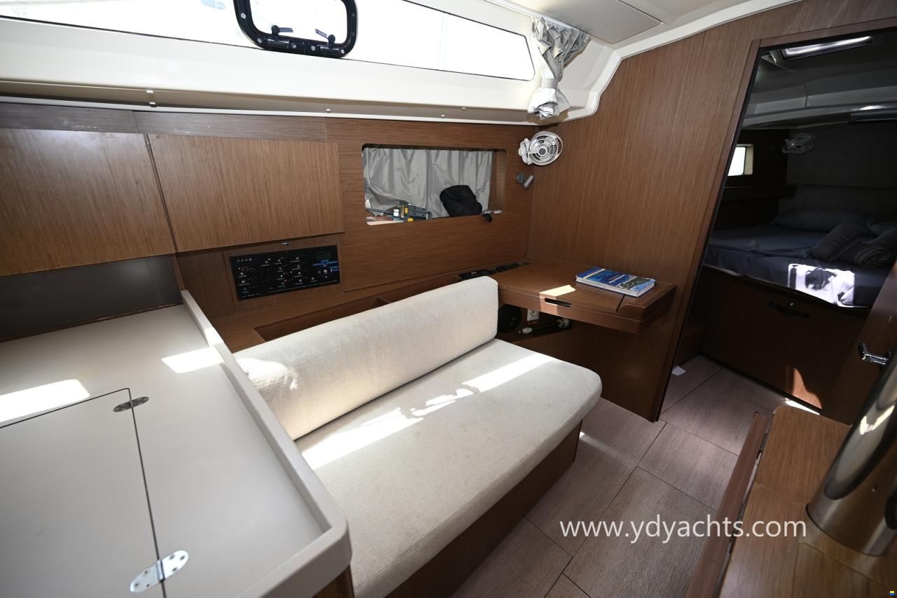 Beneteau Oceanis 41.1
