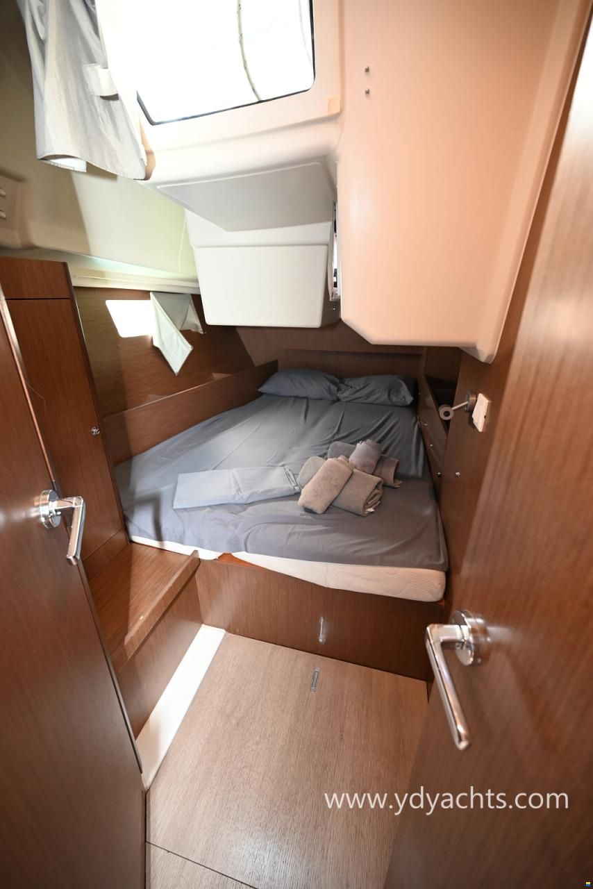 Beneteau Oceanis 41.1