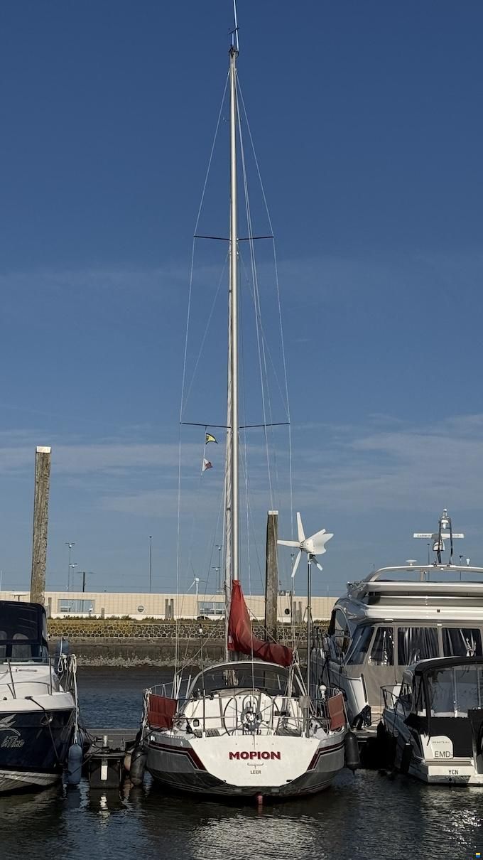 Alubat Ovni 35