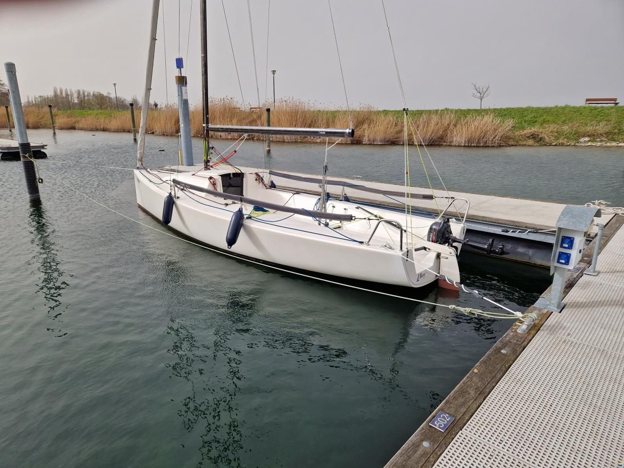 JComposite J/70