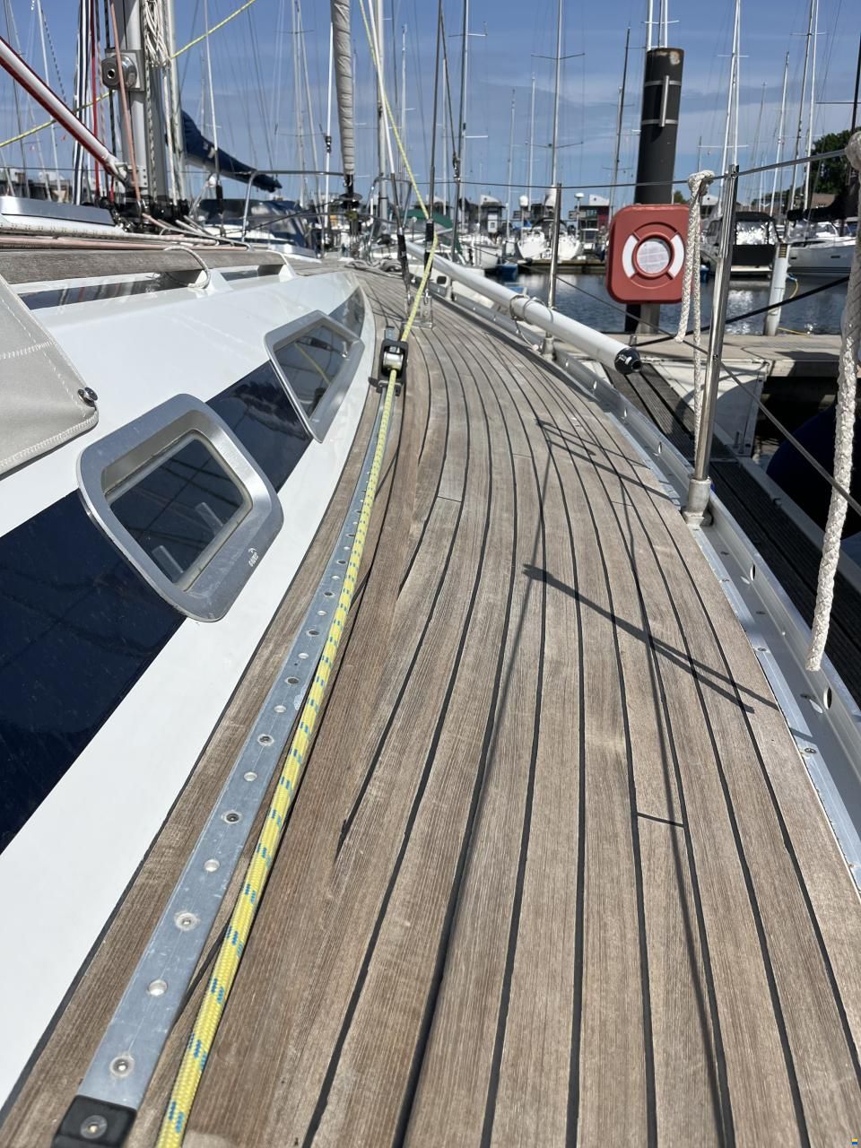 Grand Soleil 38
