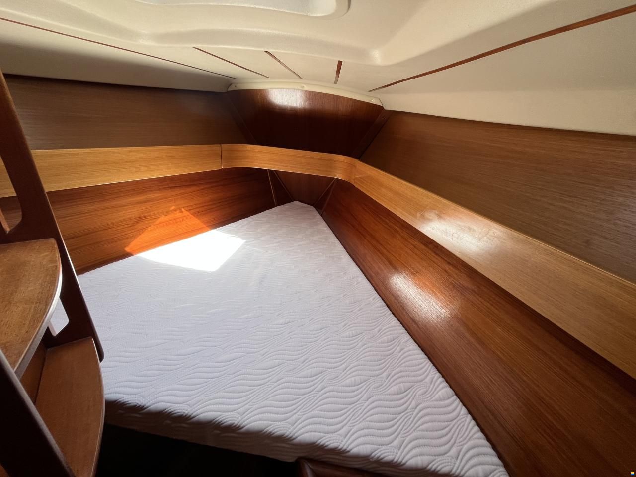 Grand Soleil 38