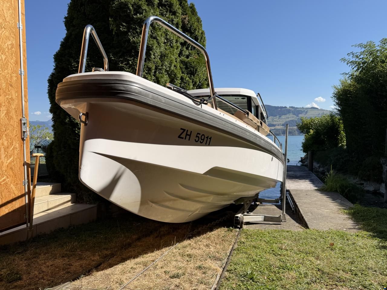 Axopar 28 Cabin / AC