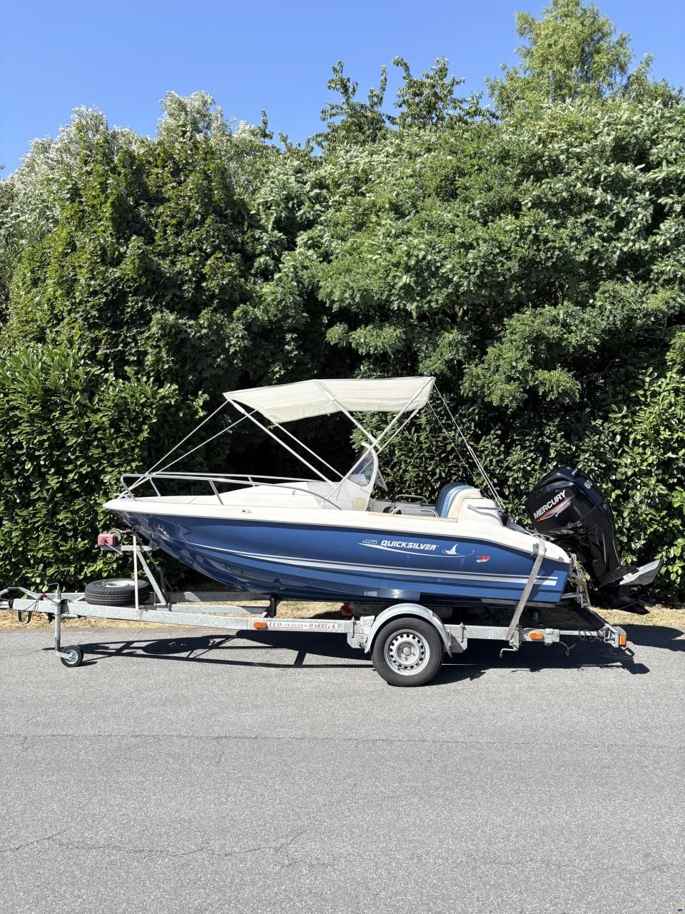 Quicksilver Commander 425