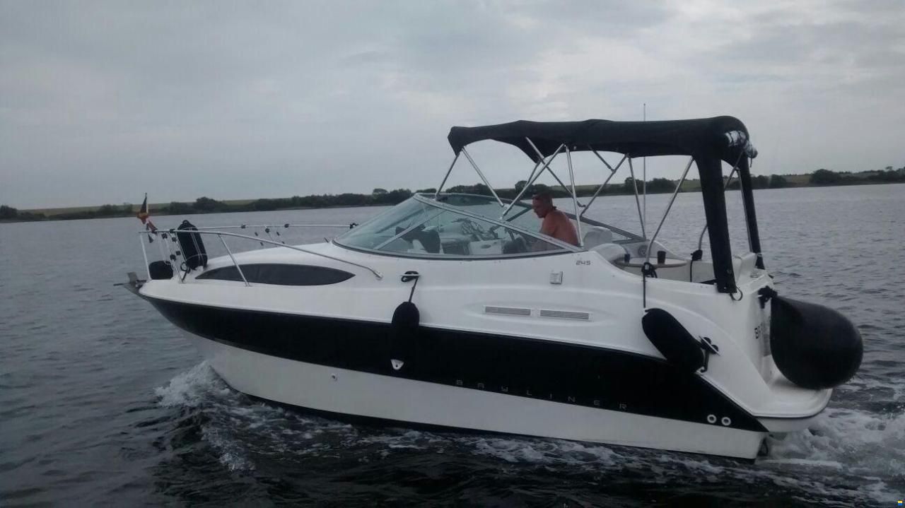 Bayliner 245 SB