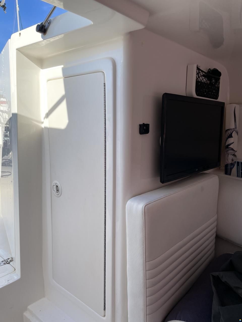 Aldhaen Craft 360 SF Cuddy