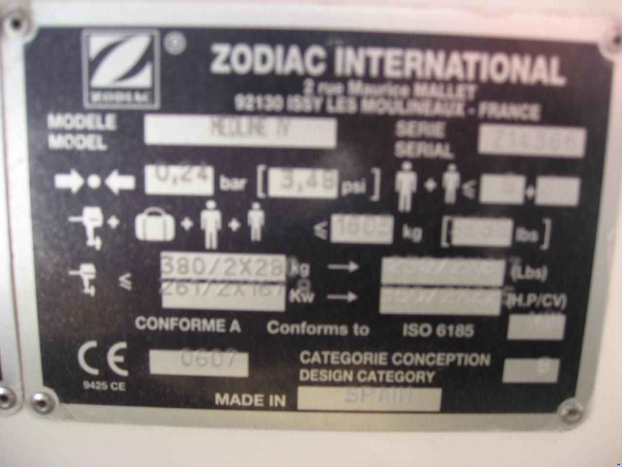 Zodiac 2009 Zodiac Medline IV 850 — Twin Yamaha