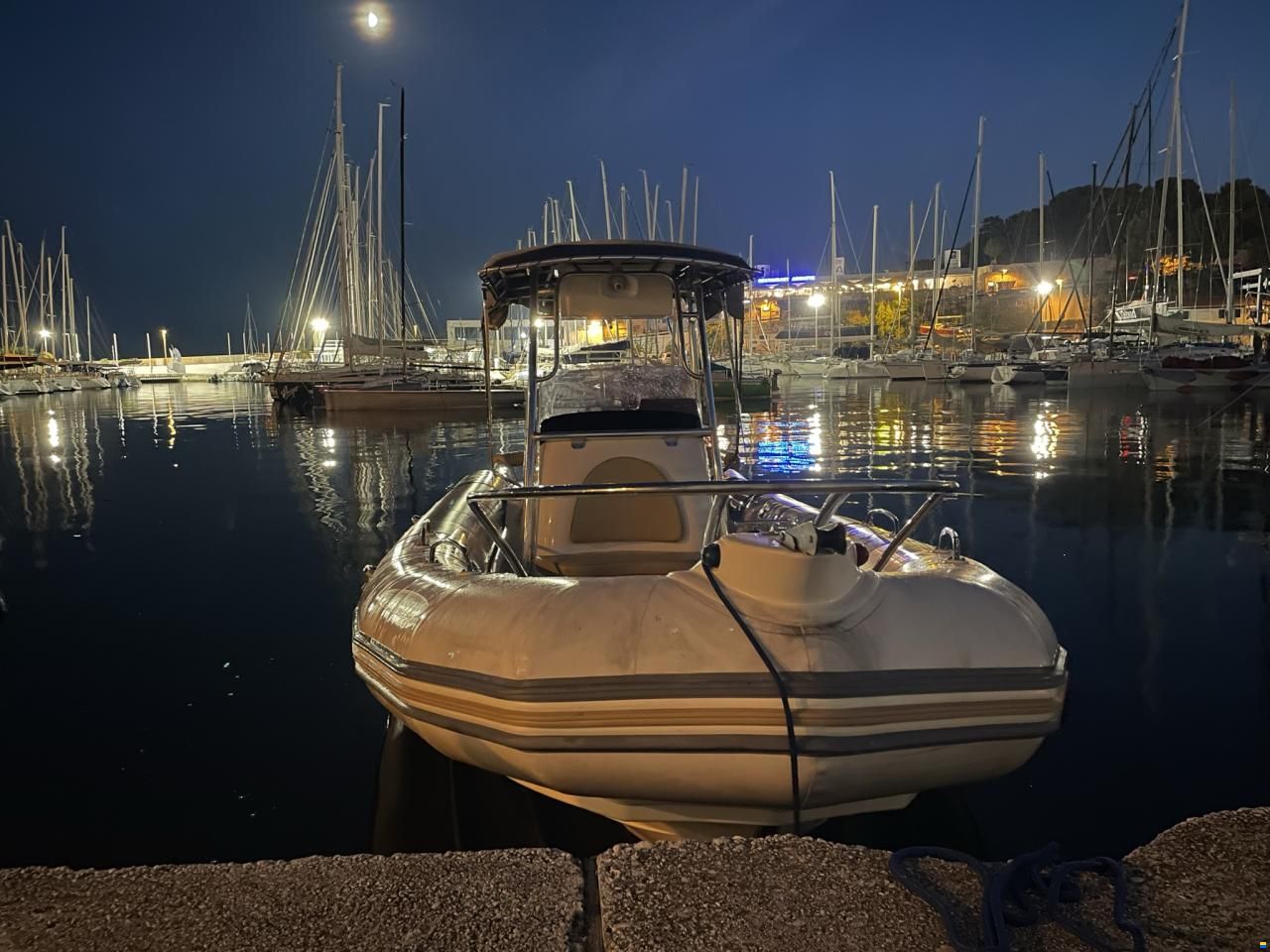 Zodiac 2009 Zodiac Medline IV 850 — Twin Yamaha
