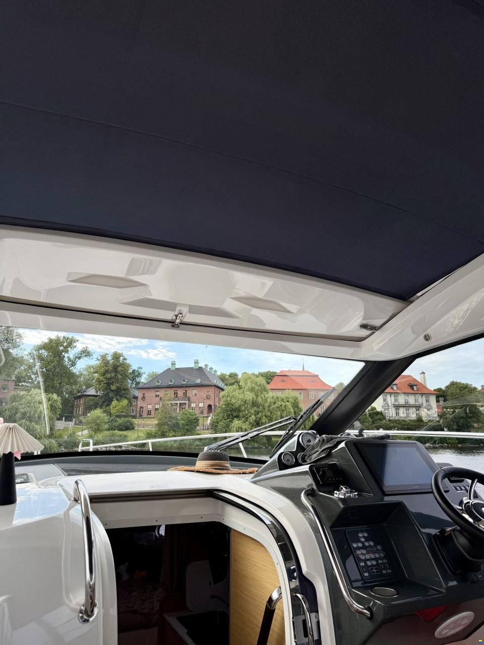 Bavaria S33 HT