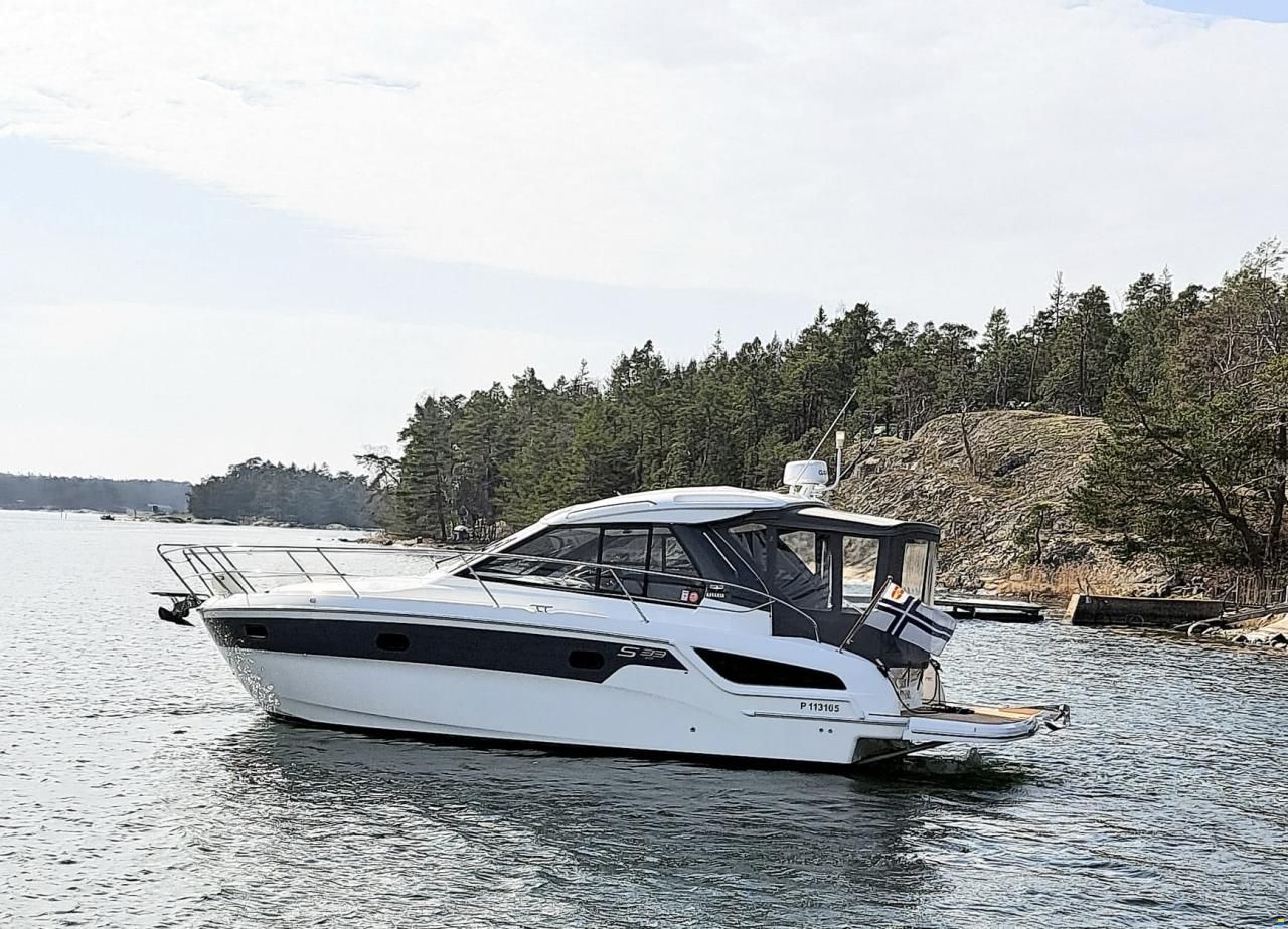Bavaria S33 HT
