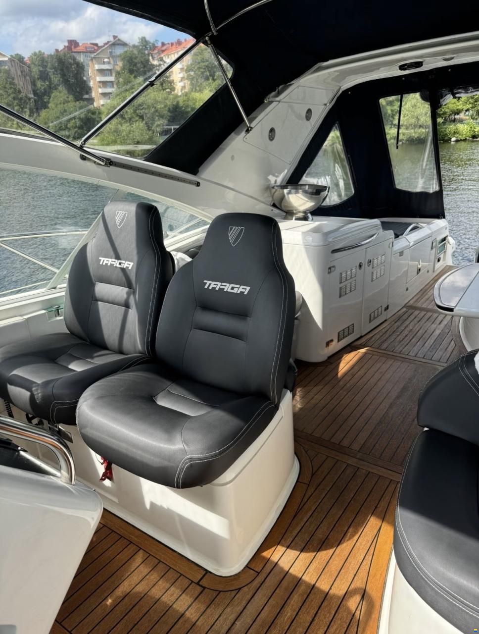 Fairline Targa 52