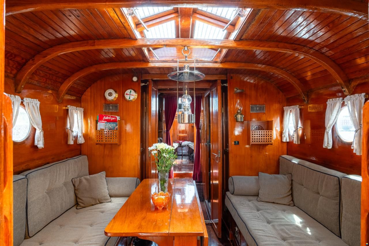 Nakskov Saloon Boat