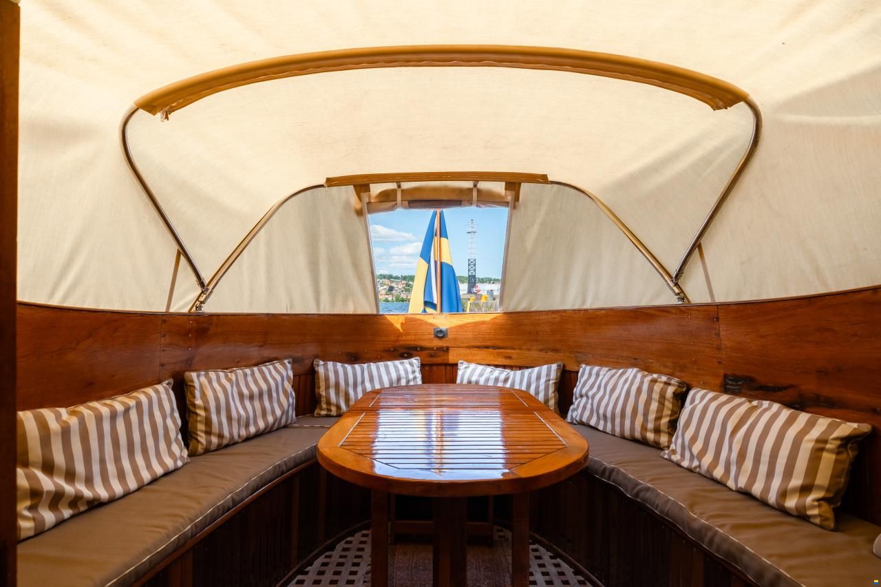 Nakskov Saloon Boat