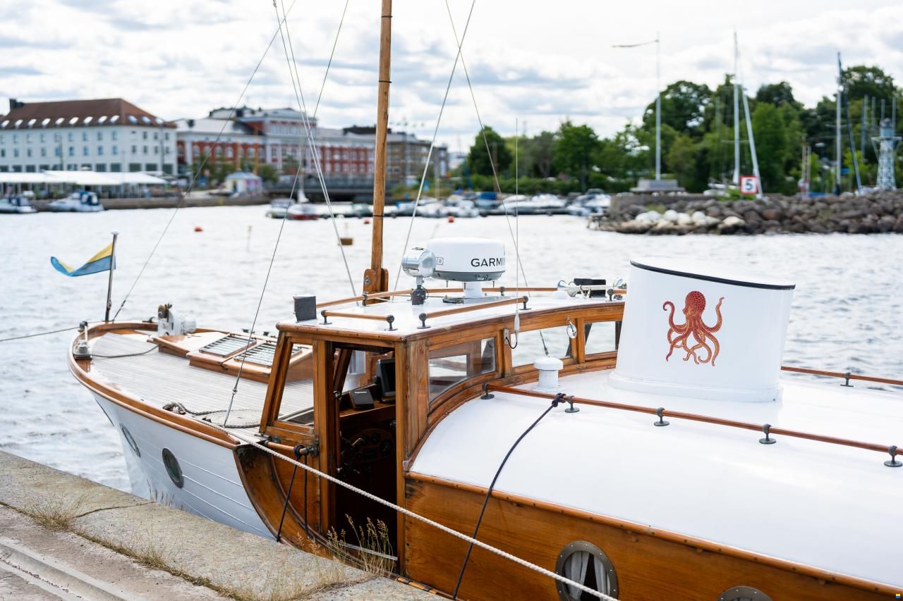 Nakskov Saloon Boat
