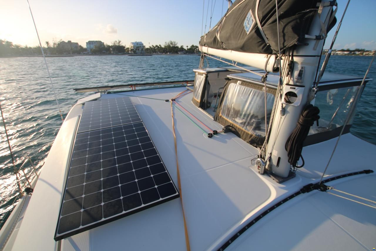 Lagoon 42