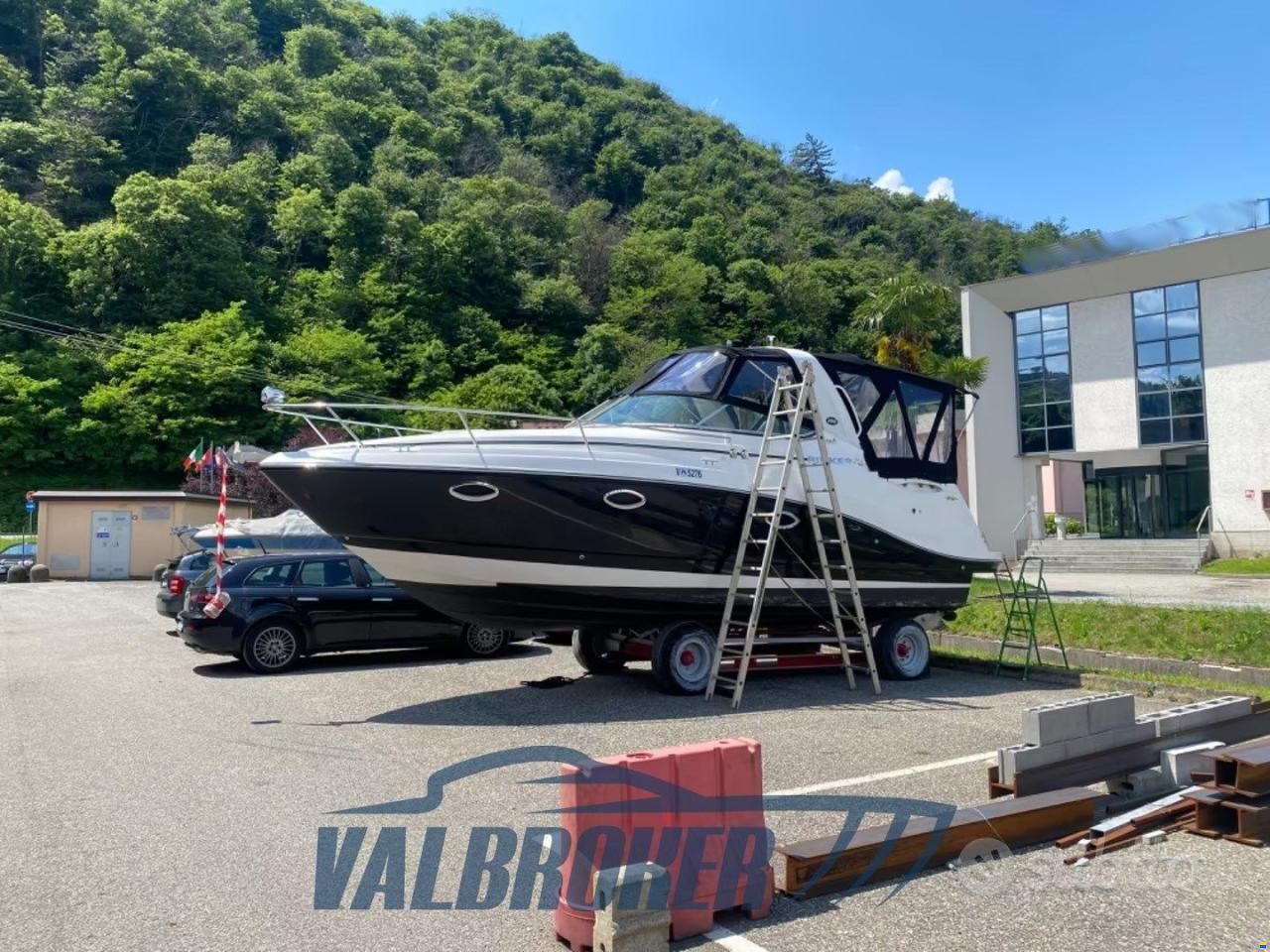 Rinker 280