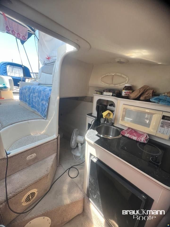 Rinker Fiesta Vee 242