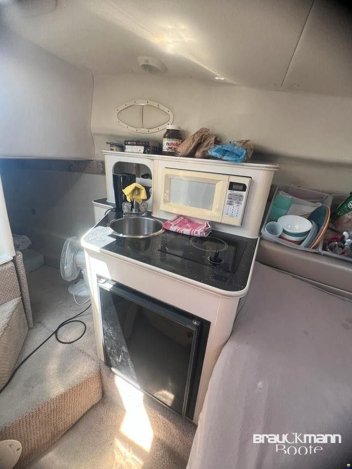 Rinker Fiesta Vee 242