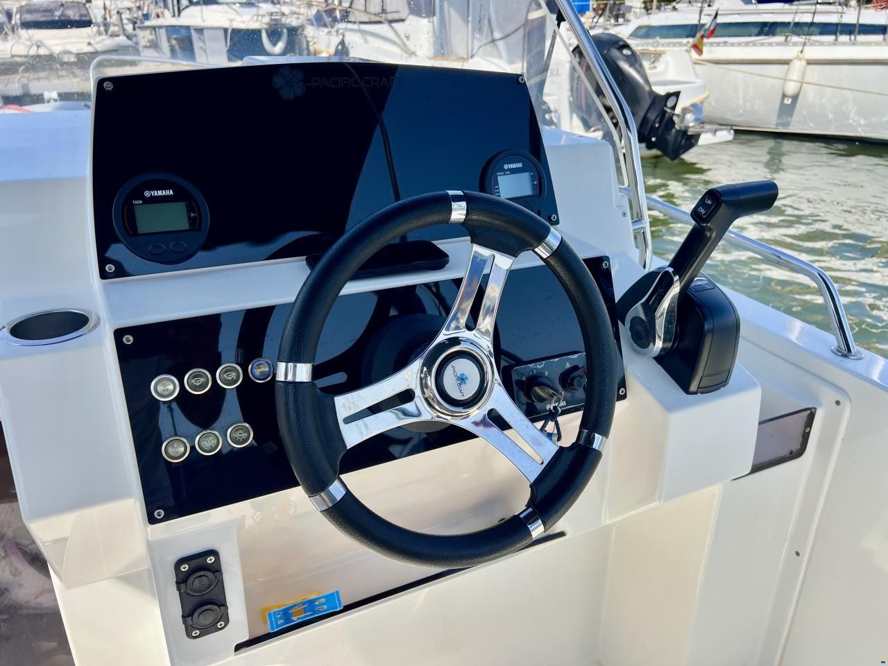 Pacific Craft 630 Sun Cruiser