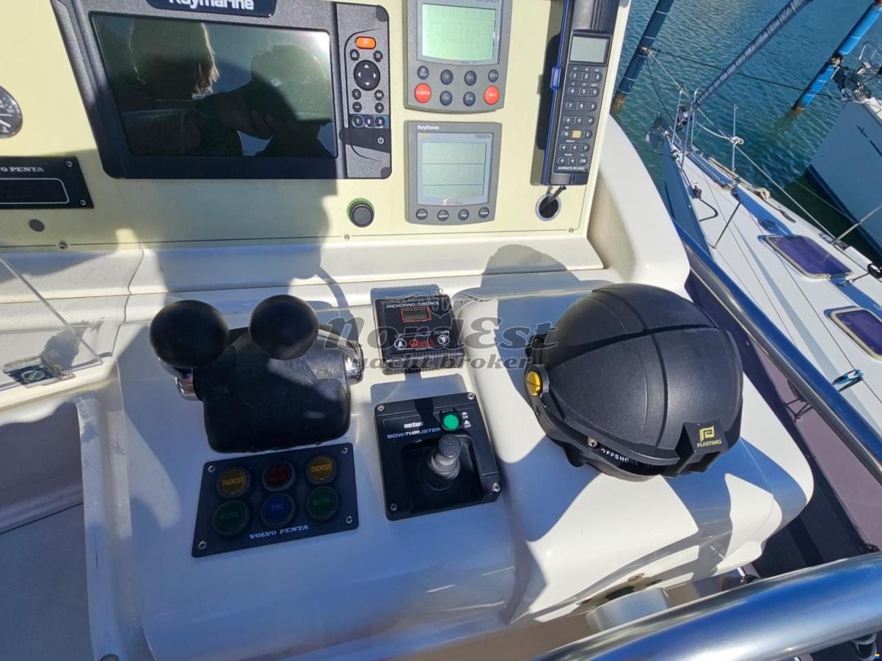 Ferretti 430
