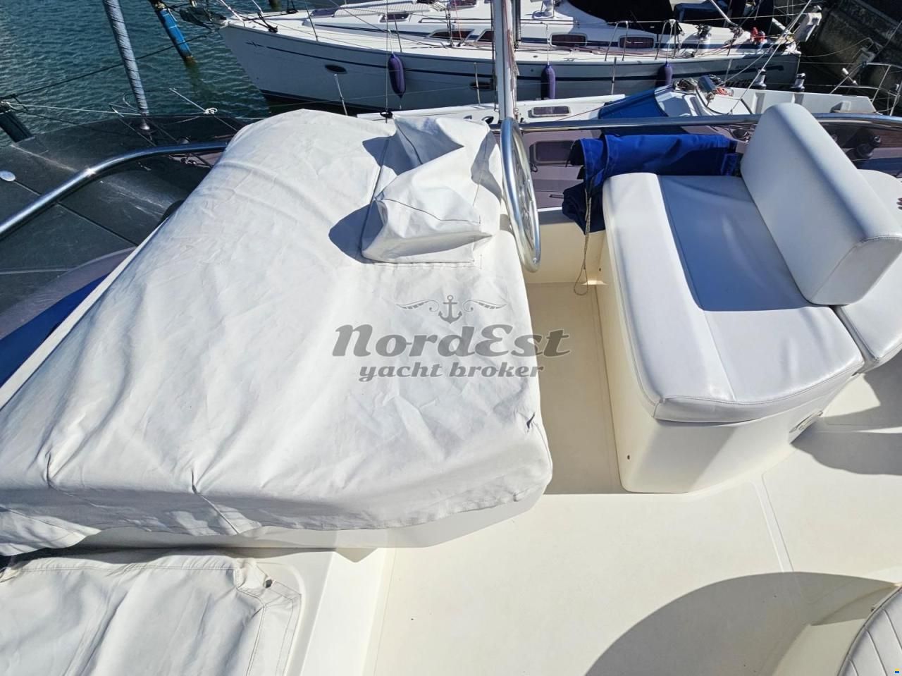 Ferretti 430