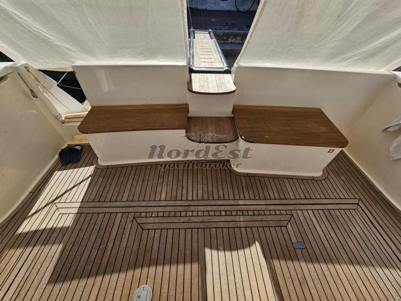 Ferretti 430