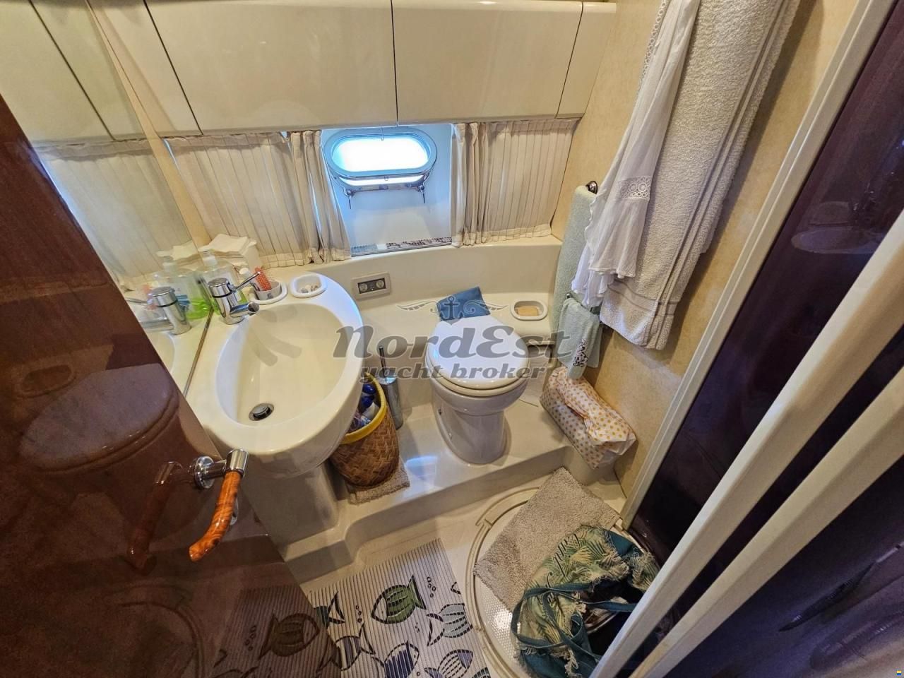 Ferretti 430