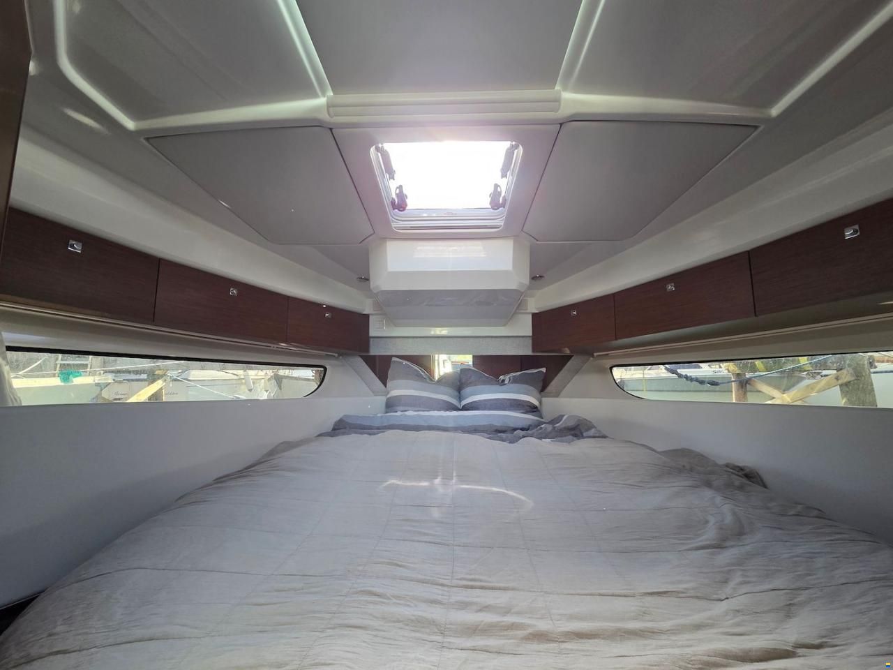 Jeanneau Merry Fisher 1095 Cruiser