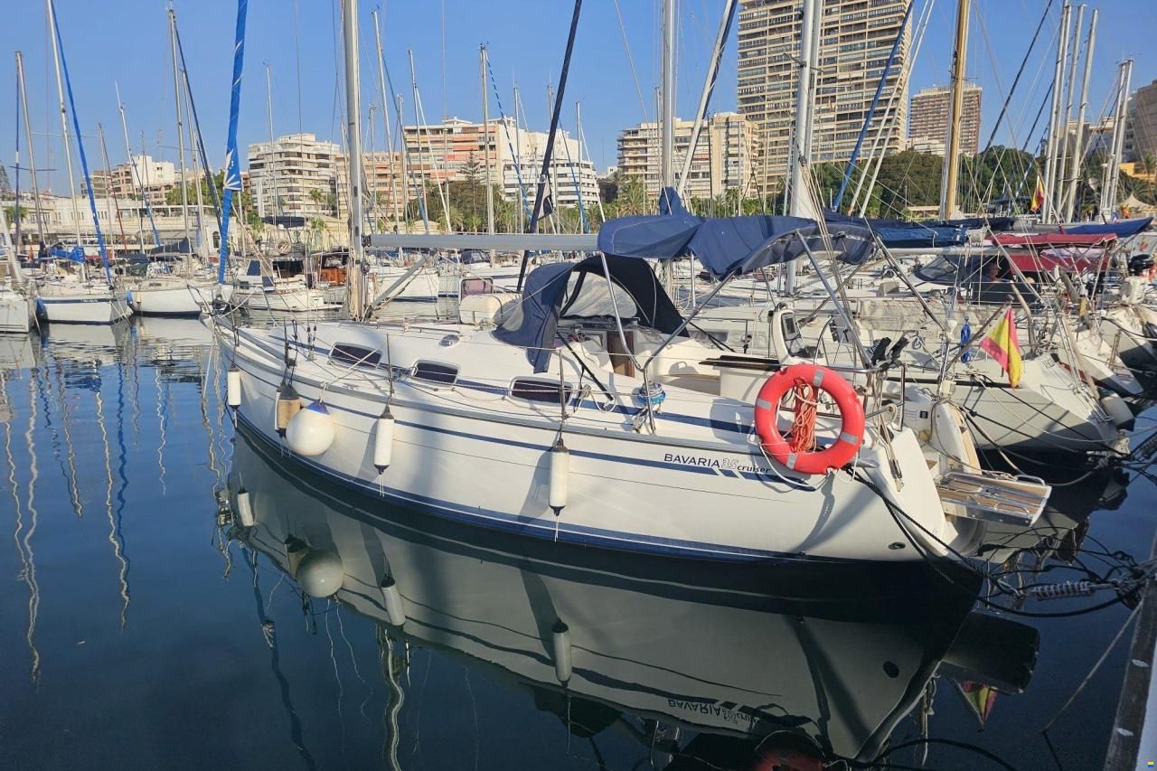 Bavaria Cruiser 35