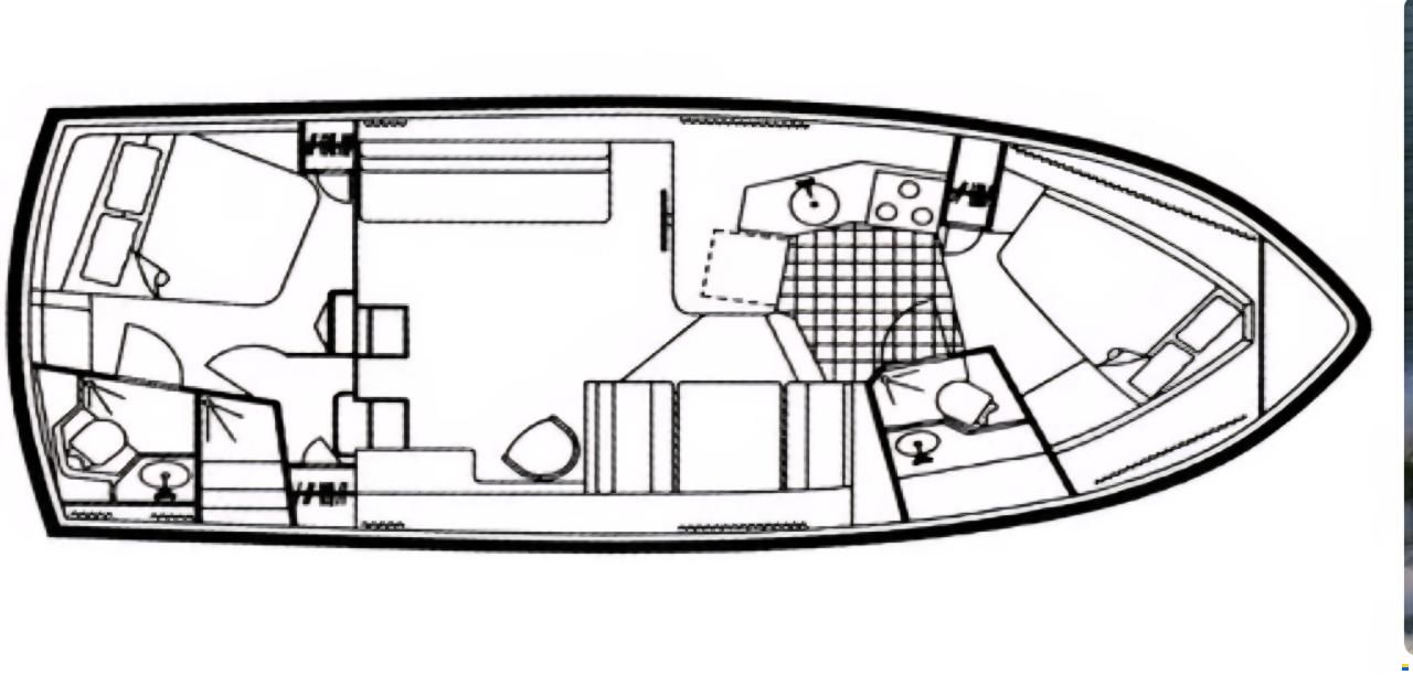 Carver 33 Aft Cabin