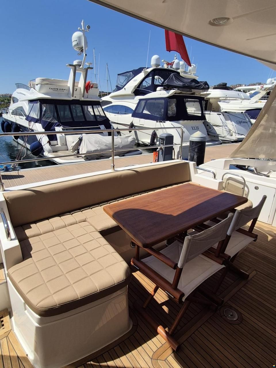 Azimut 53
